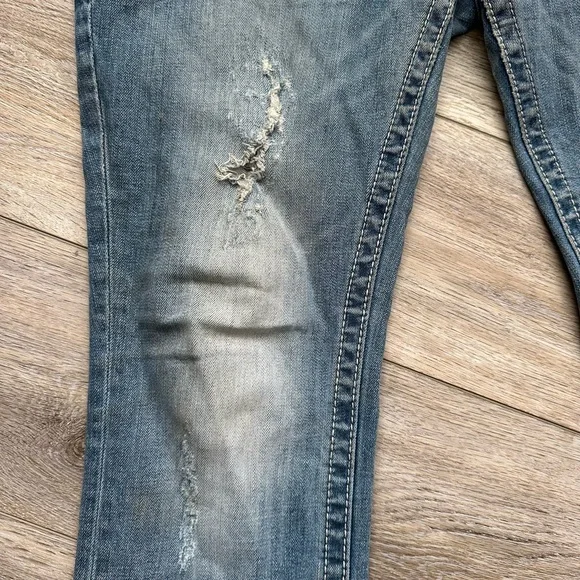 Miss Me Mid Rise Easy Straight Distressed Jeans Size 32 - Picture 2 of 11